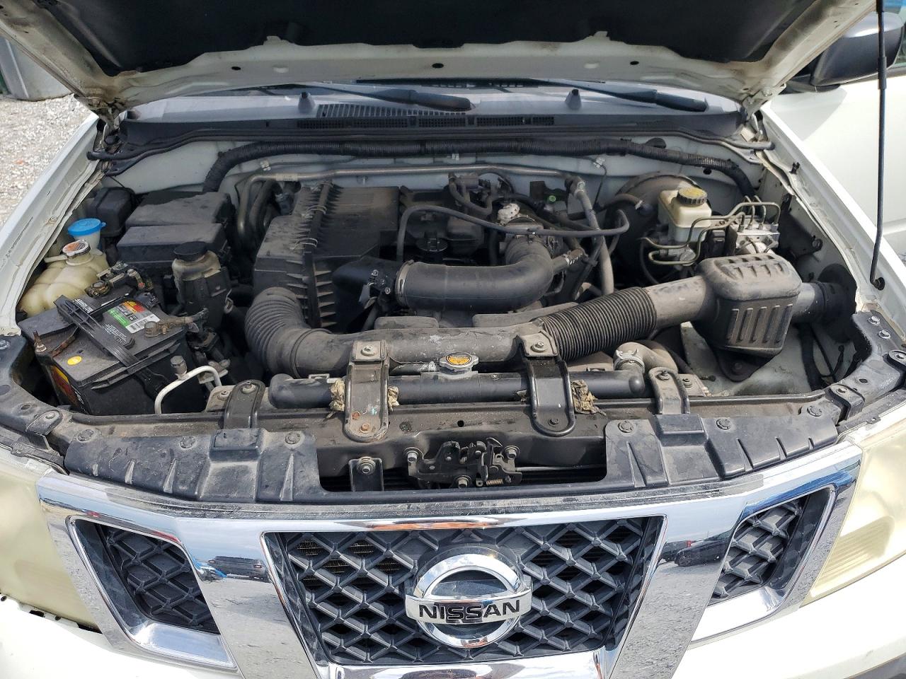 Nissan Frontier S