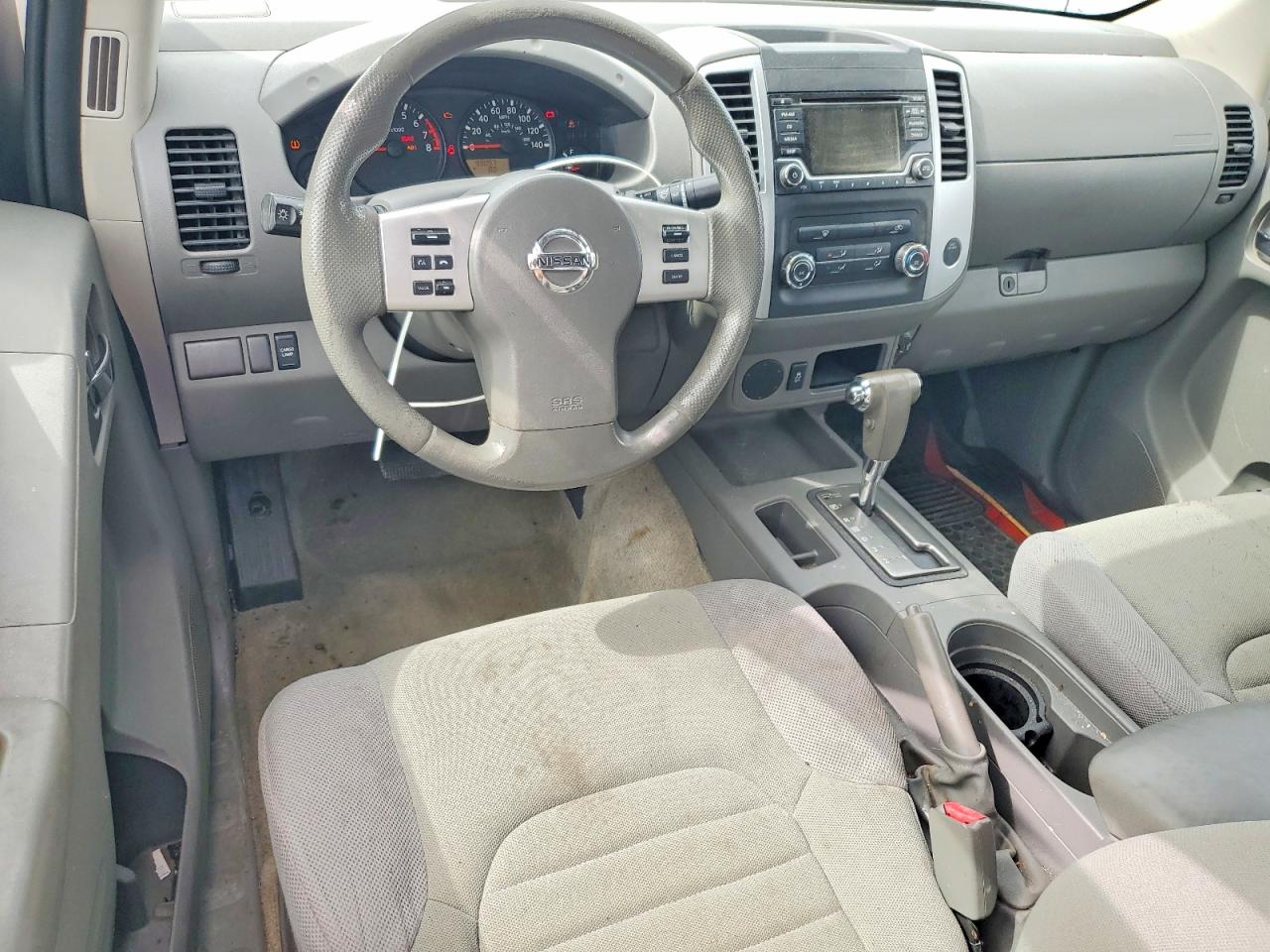 Nissan Frontier S