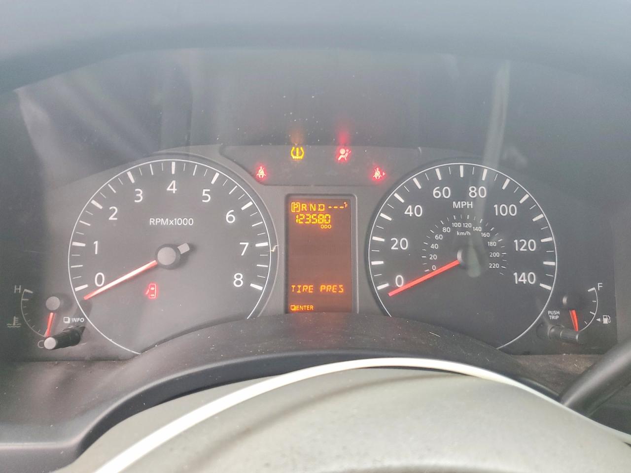 Nissan Nv 2500 Hd S