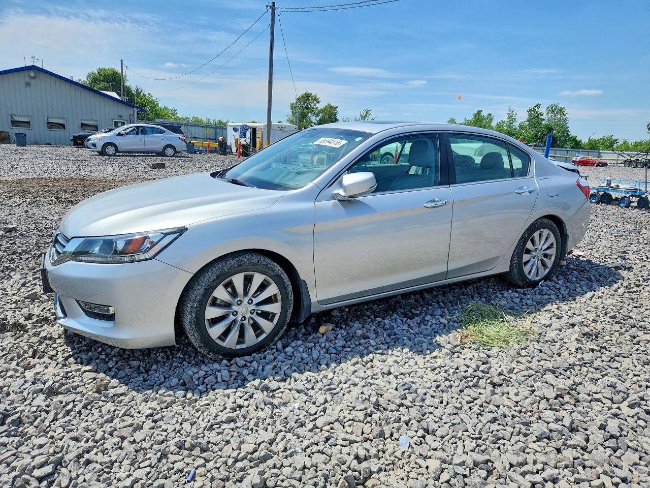 Salvage Honda Accord Image