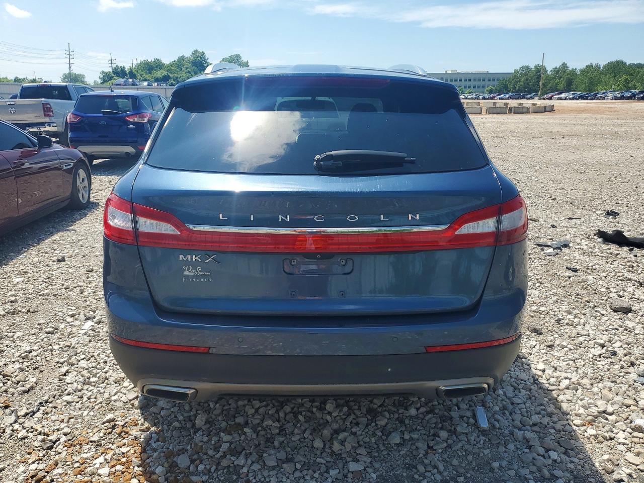 Lincoln MKX Premiere