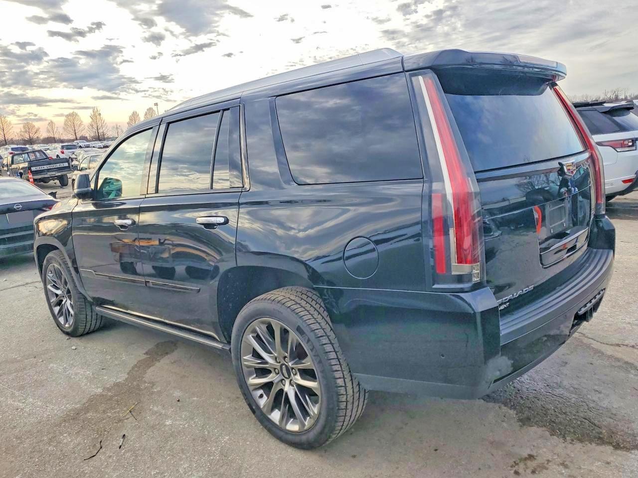 Cadillac Escalade Premium Luxury