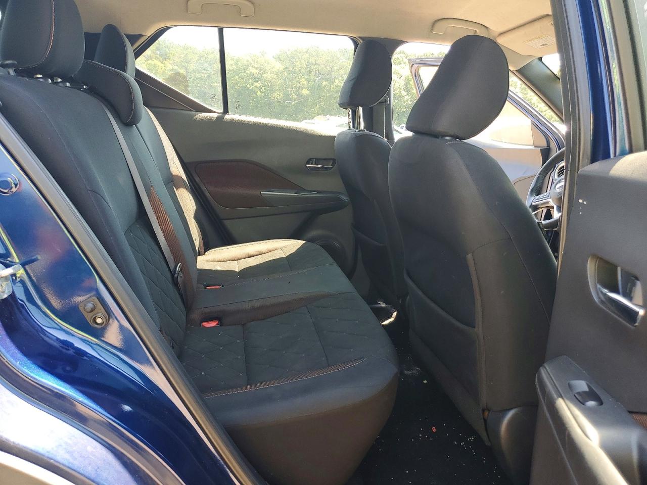 Nissan Kicks Sr
