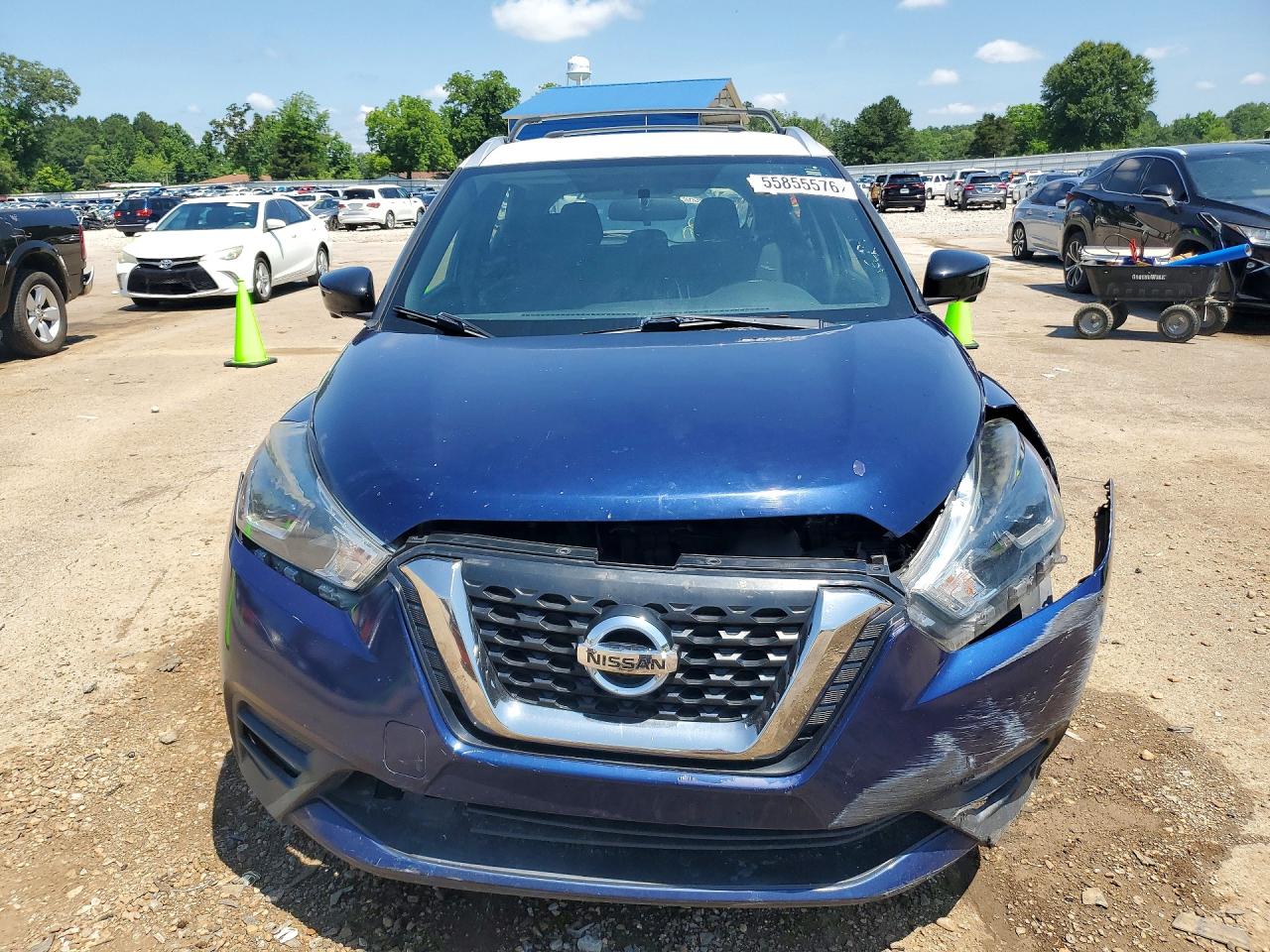 Nissan Kicks Sr