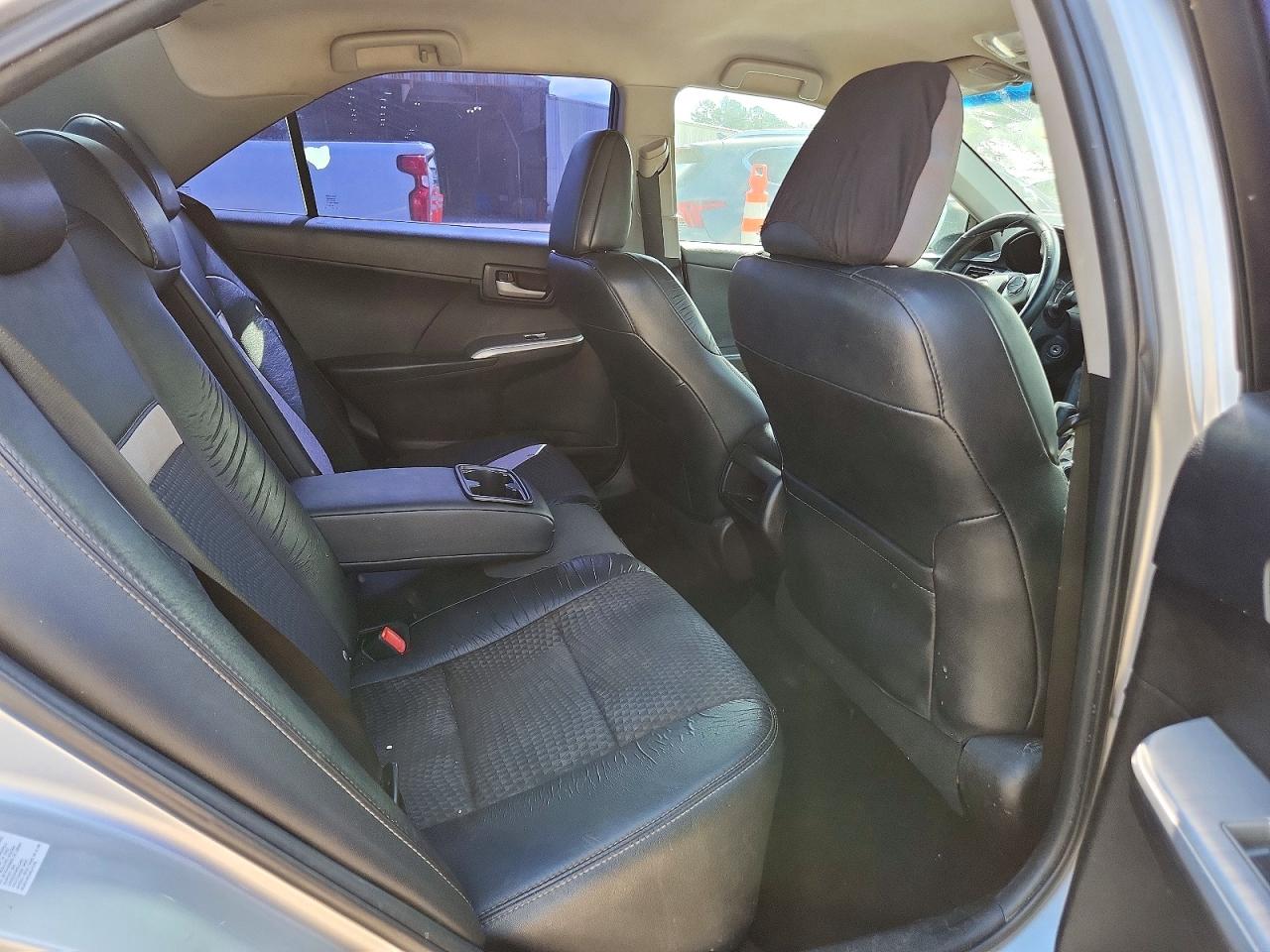 Toyota Camry Se