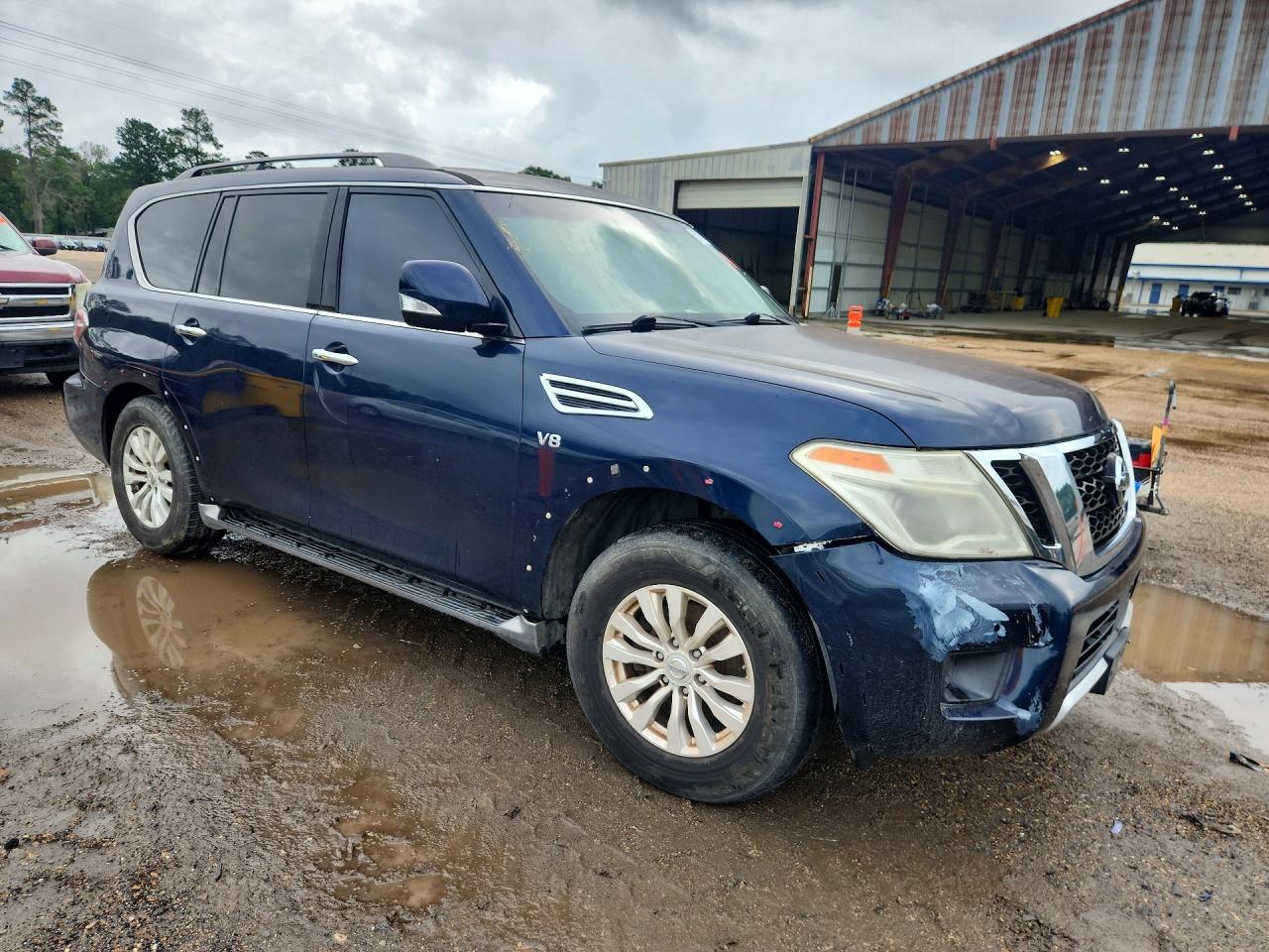 Nissan Armada Sv