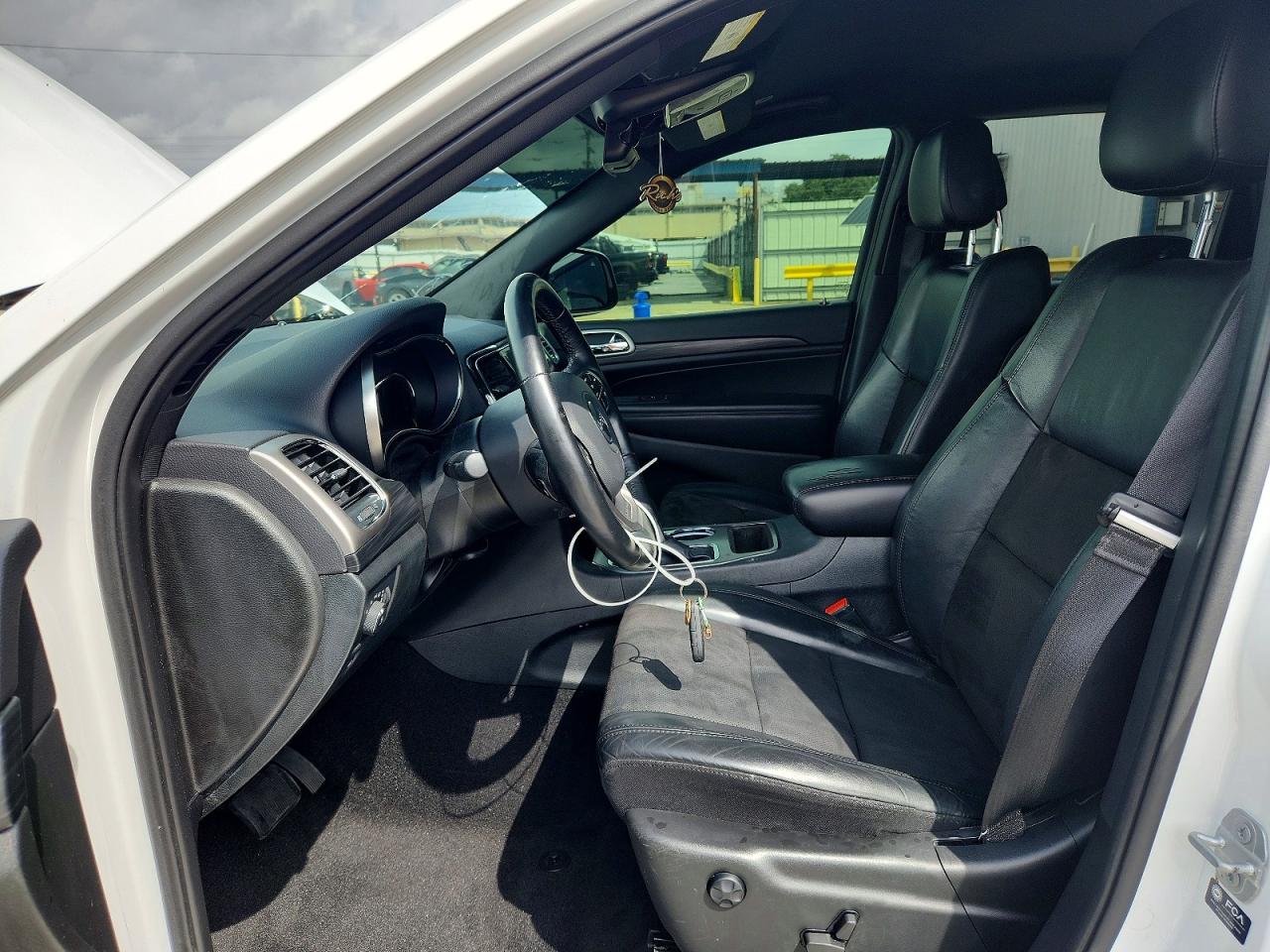 Jeep Cherokee Laredo E