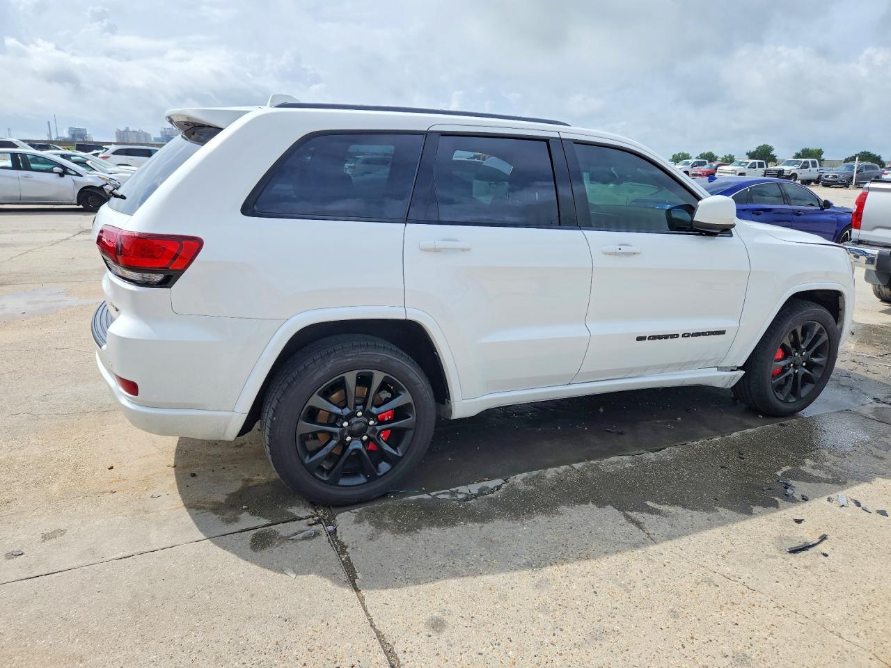 Jeep Cherokee Laredo E