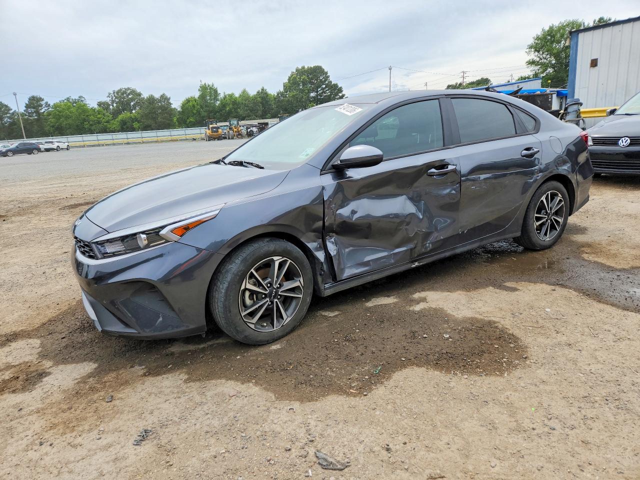 Salvage Kia Forte Image