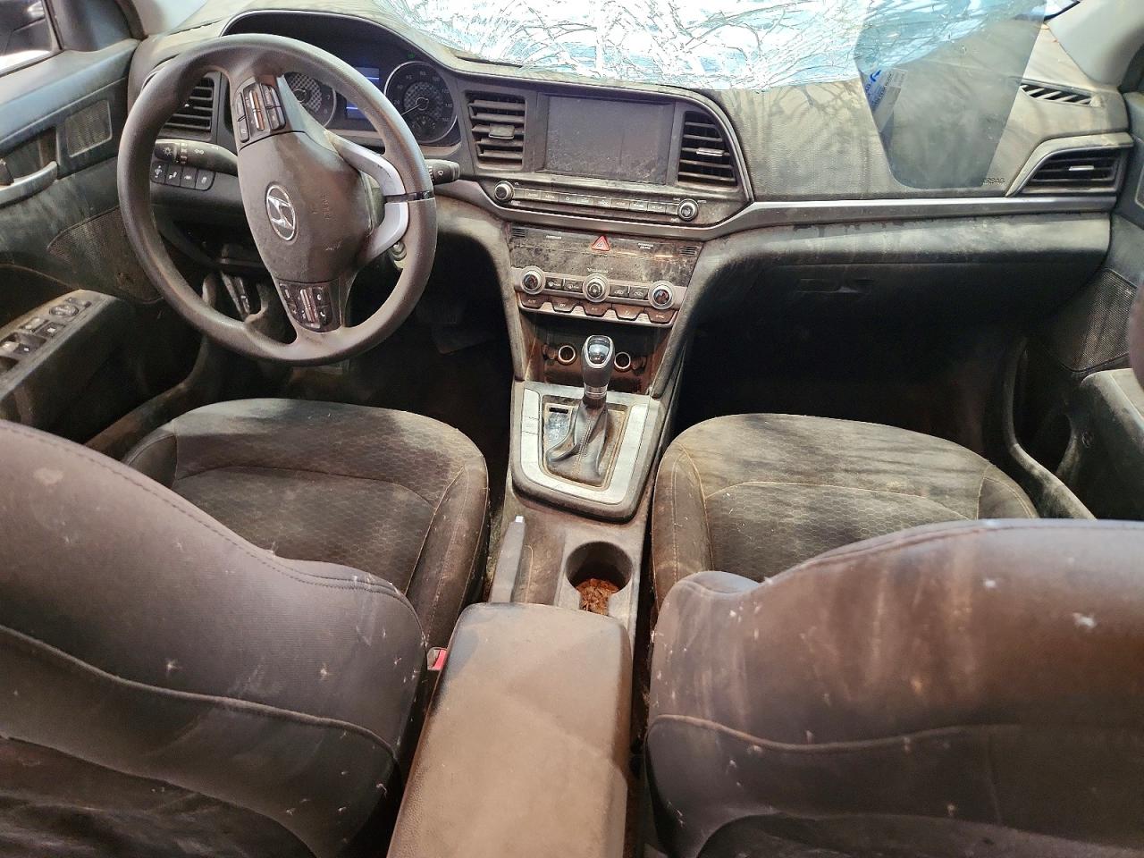 Hyundai ELANTRA Sel