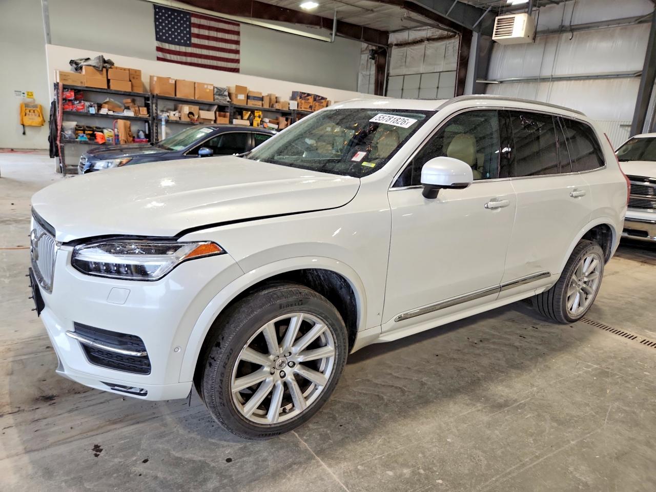 Salvage Volvo XC90 Image