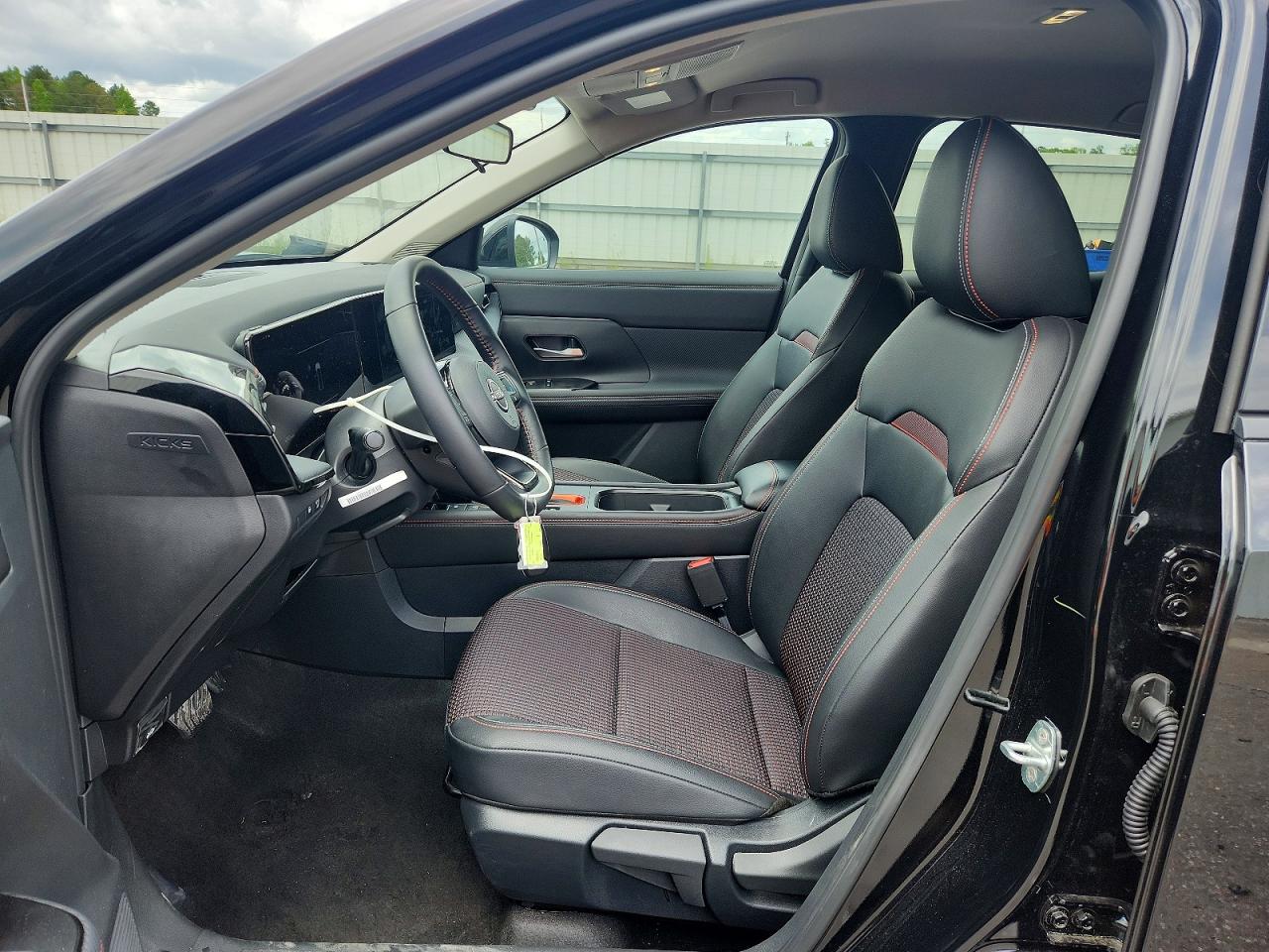 Nissan Kicks Sr