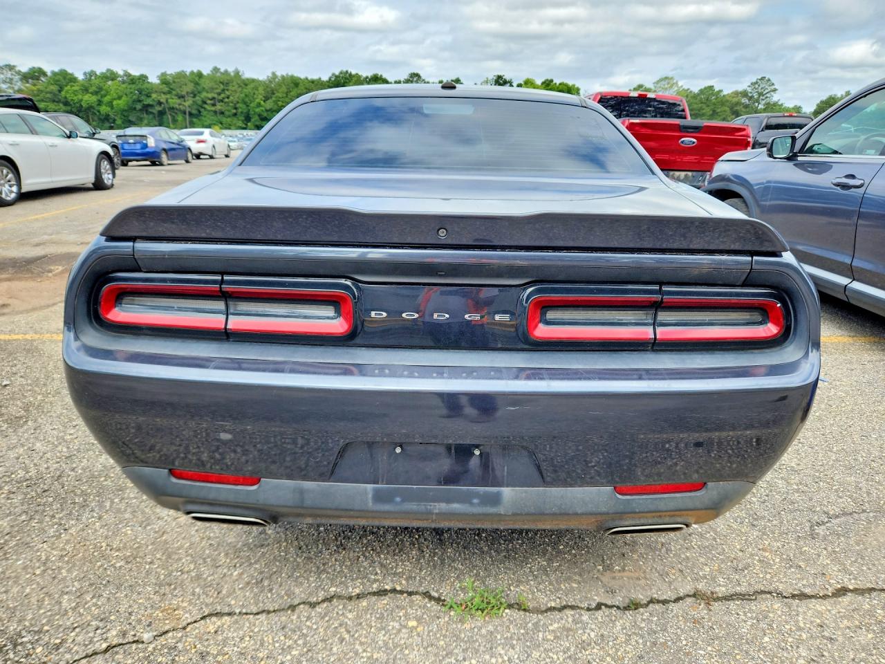 Dodge Challenger Sxt