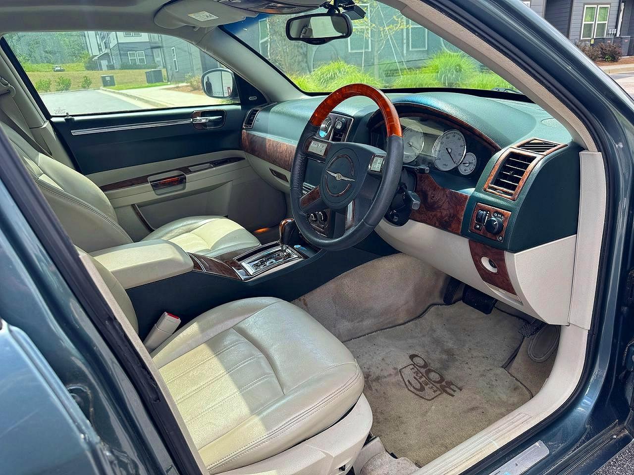 Chrysler 300