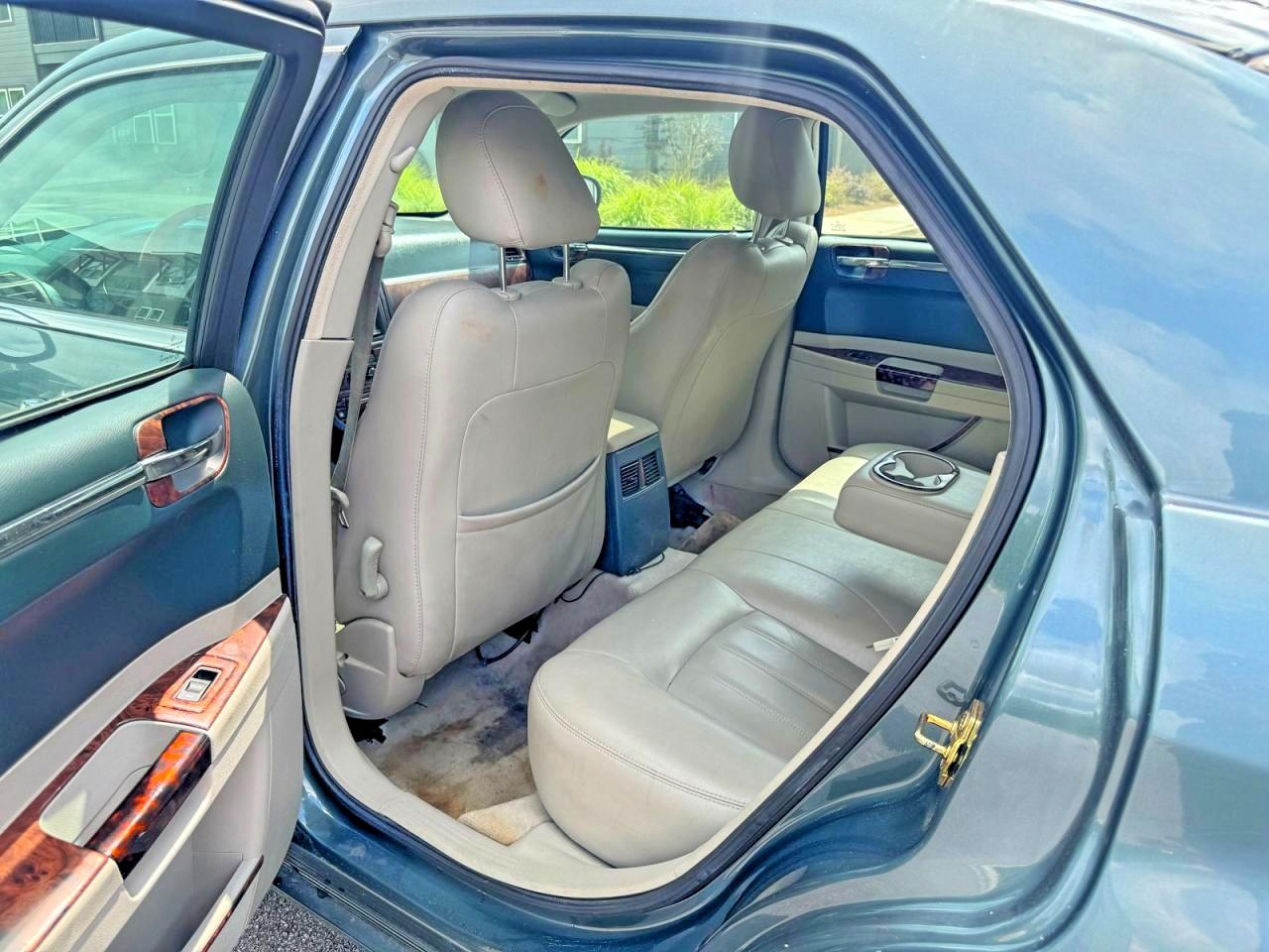 Chrysler 300