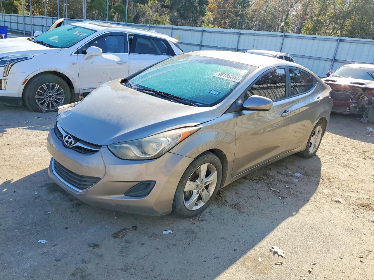Salvage Hyundai ELANTRA Image