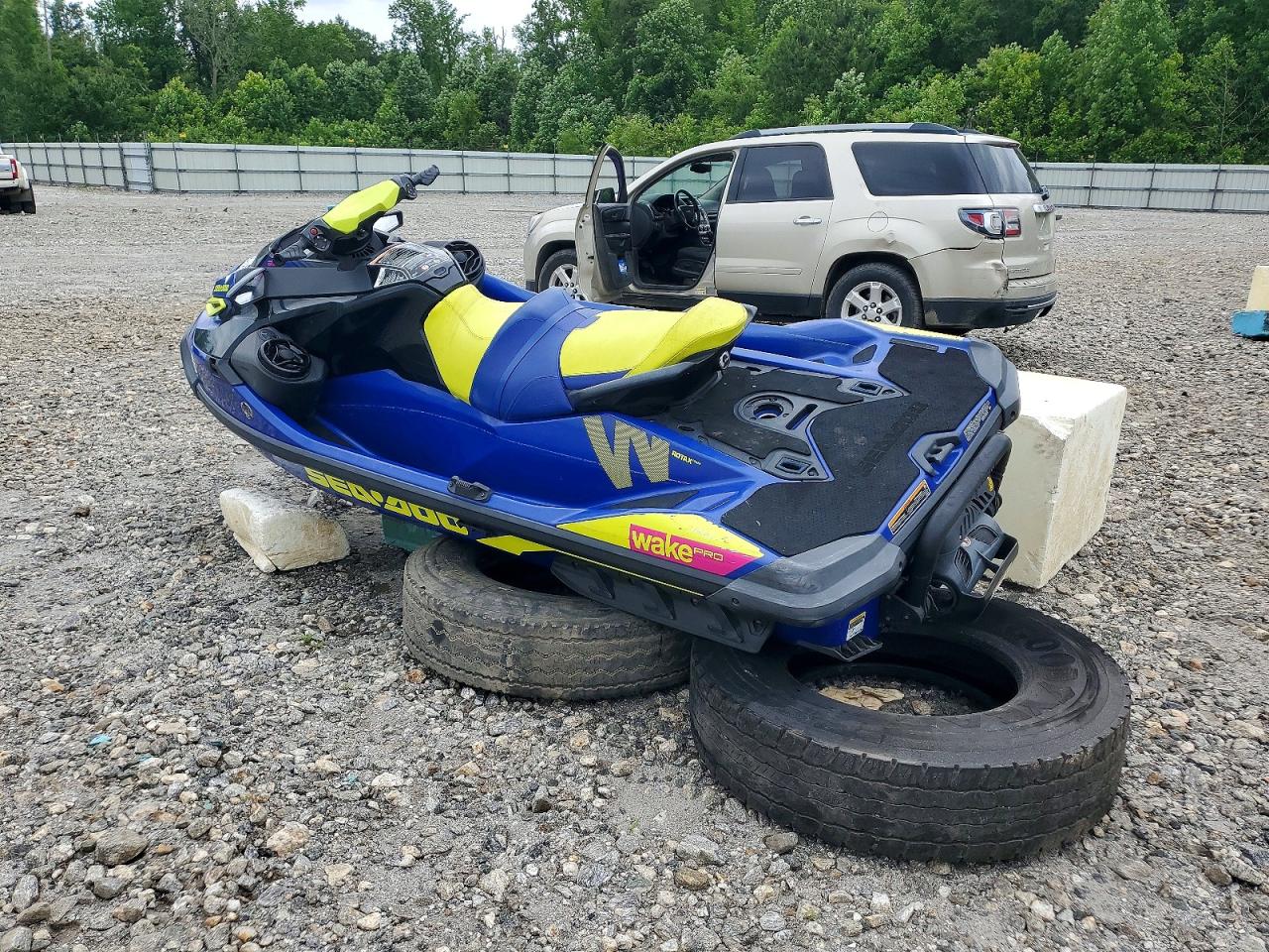 Sea-Doo Wakepro215