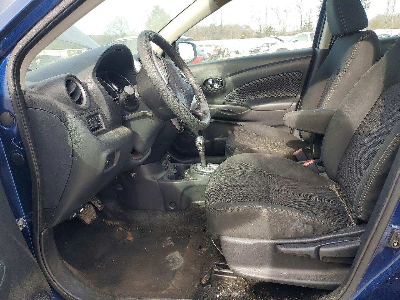 Nissan Versa Sv