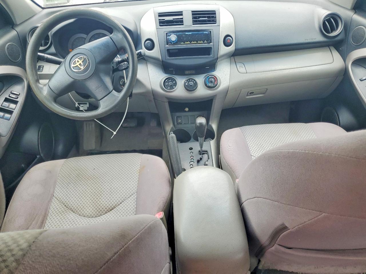 Toyota RAV4 Base