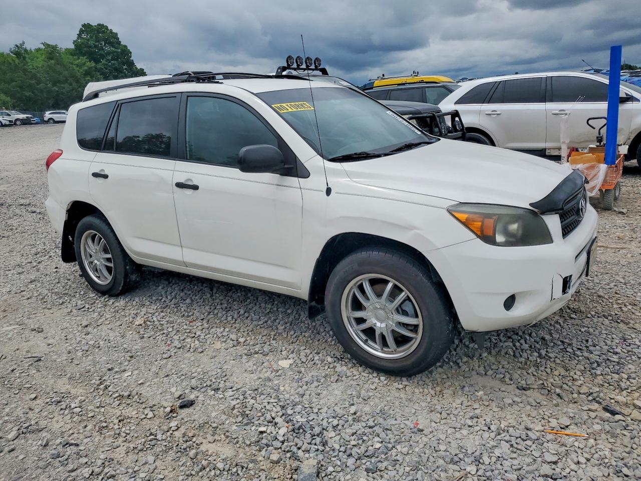 Toyota RAV4 Base
