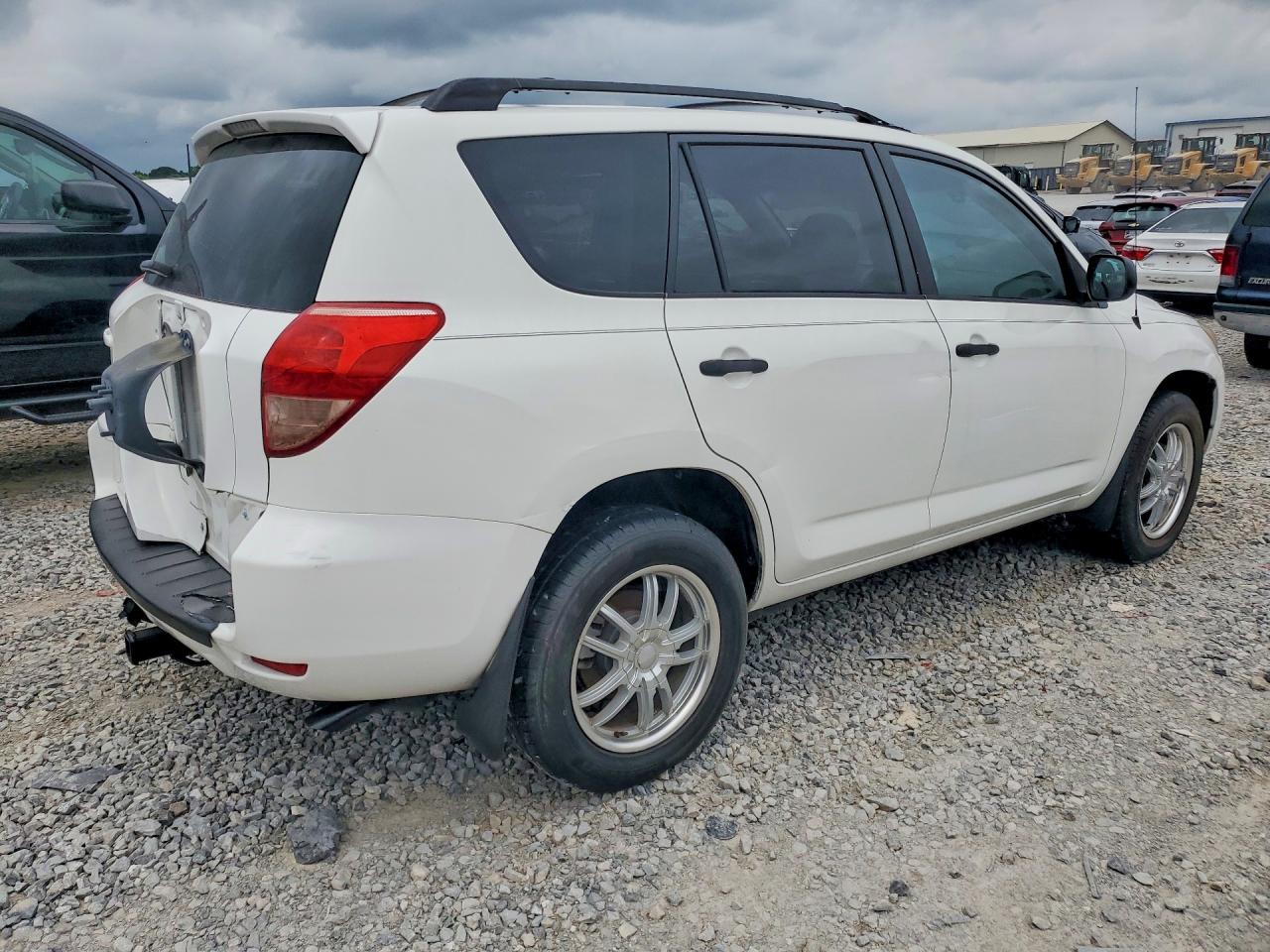 Toyota RAV4 Base