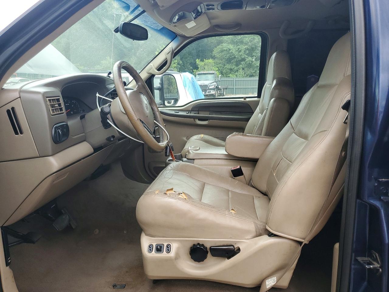Ford Excursion Xlt