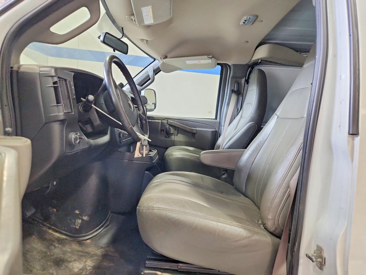 Chevrolet Express 4lt