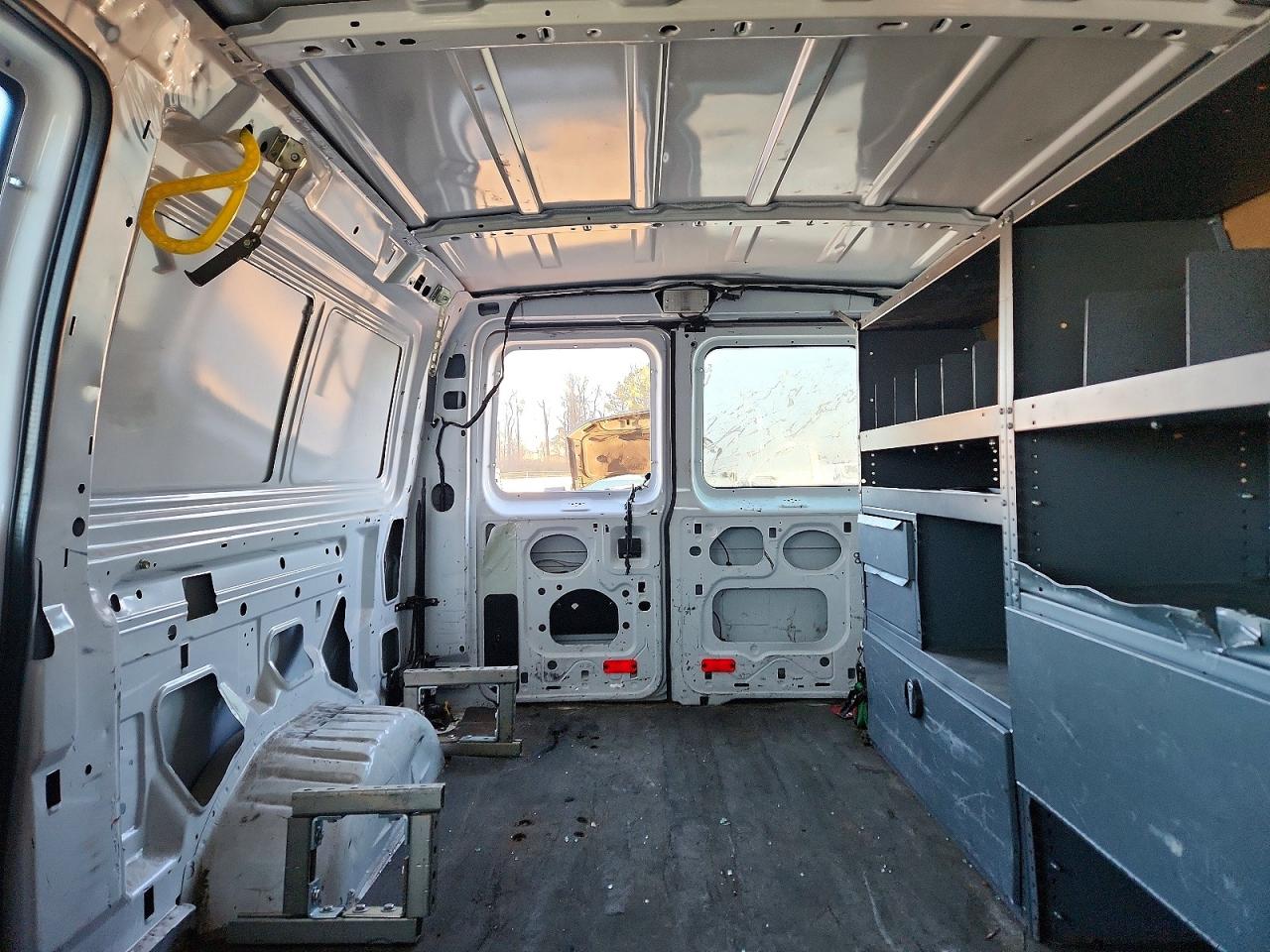 Ford E-350