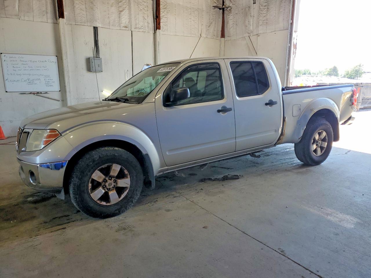Salvage Nissan Frontier Image