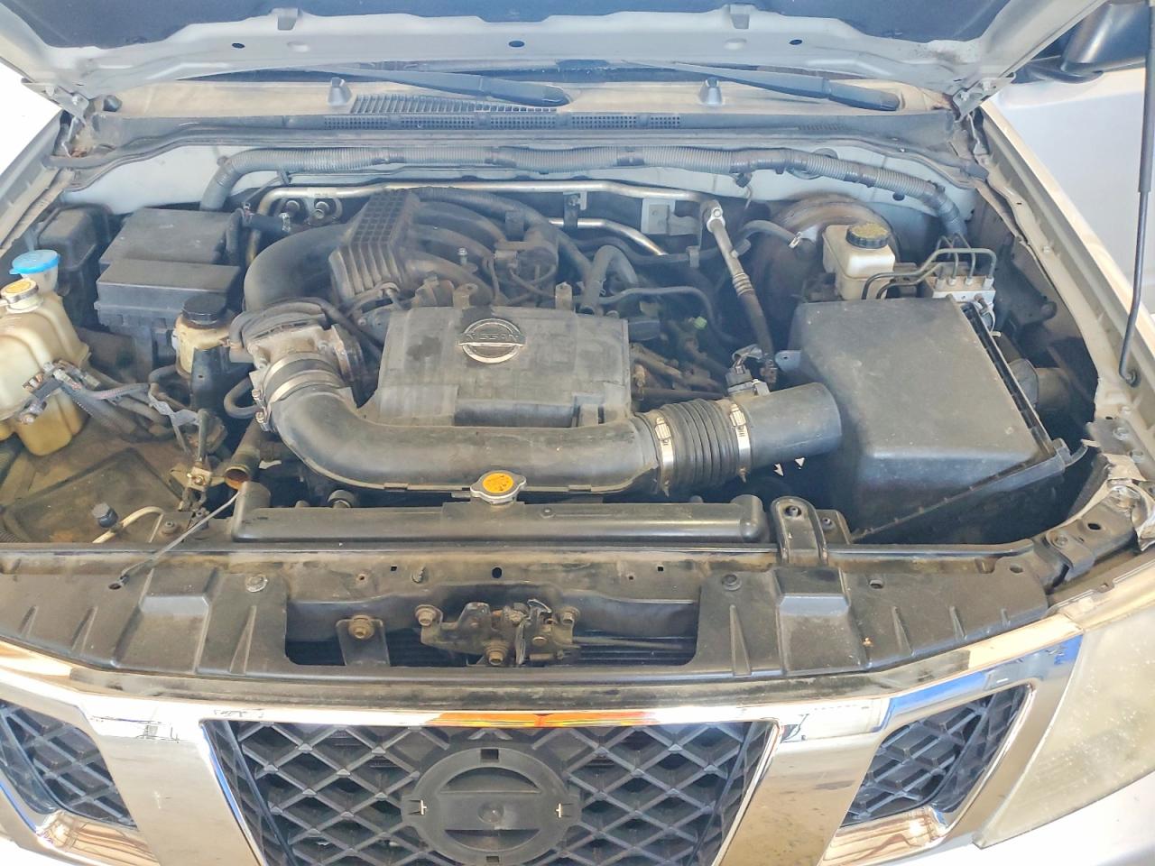 Nissan Frontier Se V6
