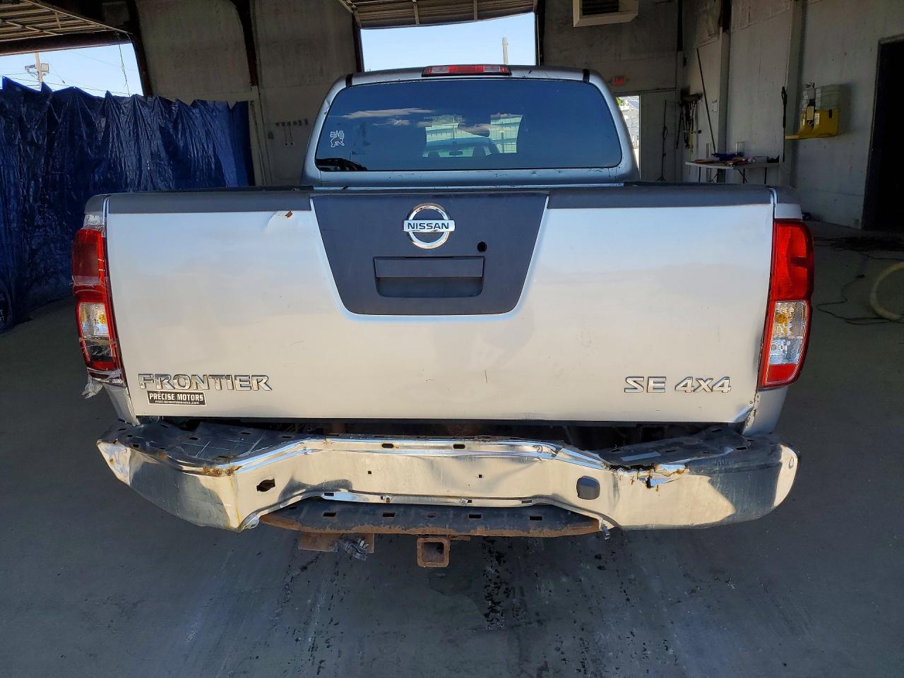 Nissan Frontier Se V6
