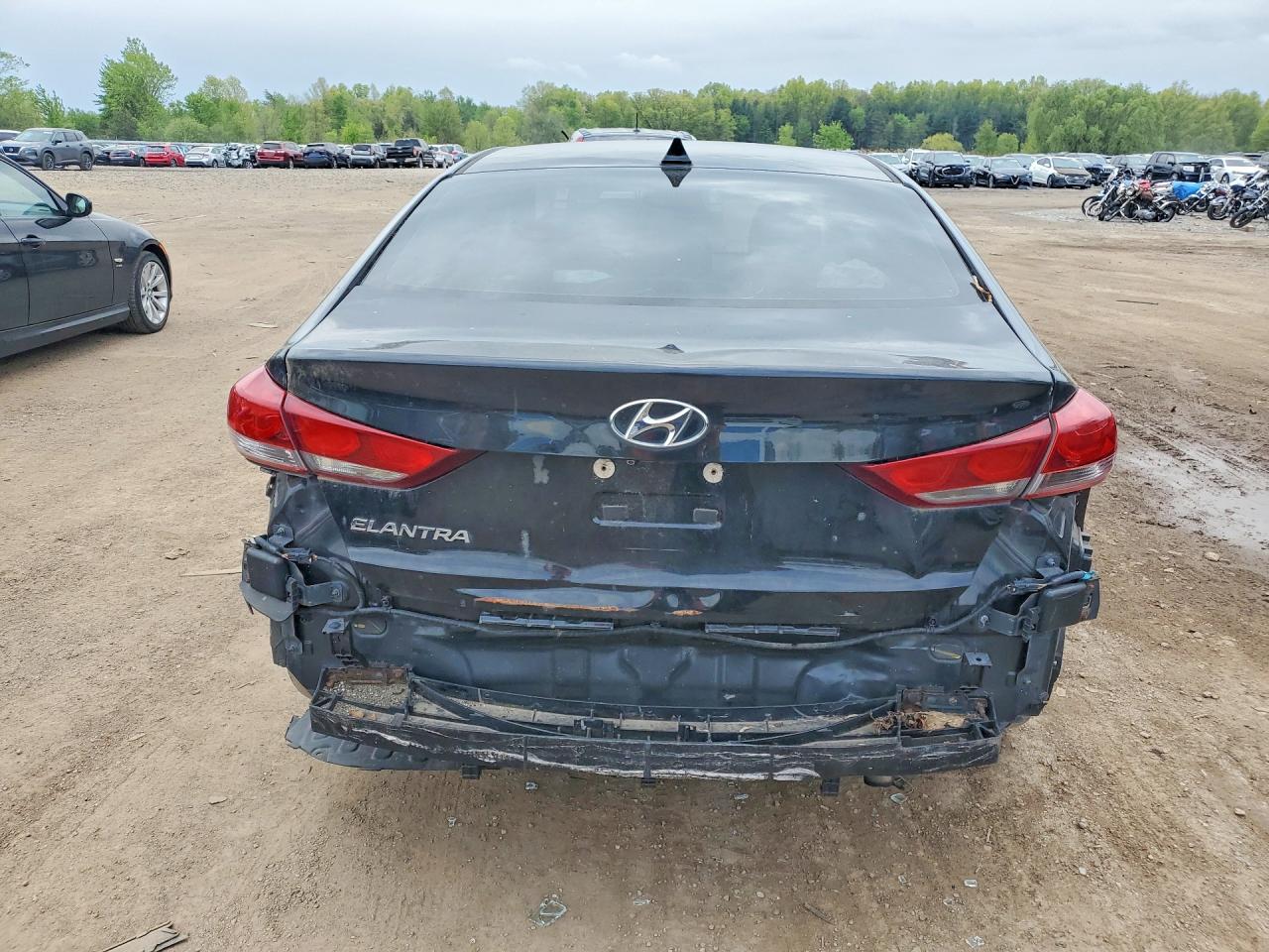 Hyundai ELANTRA Sel
