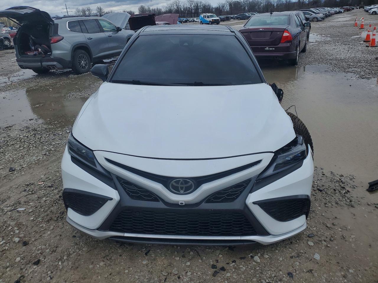 Toyota Camry Xse