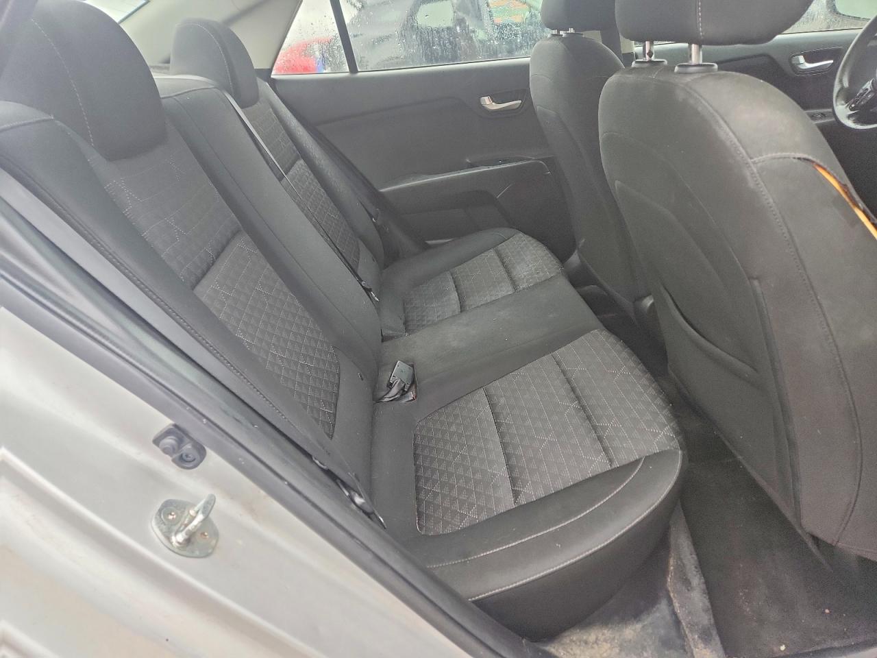 Kia Rio Lx