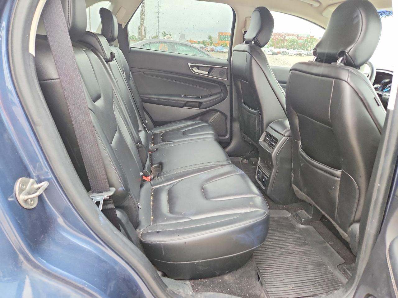 Ford Edge Titanium