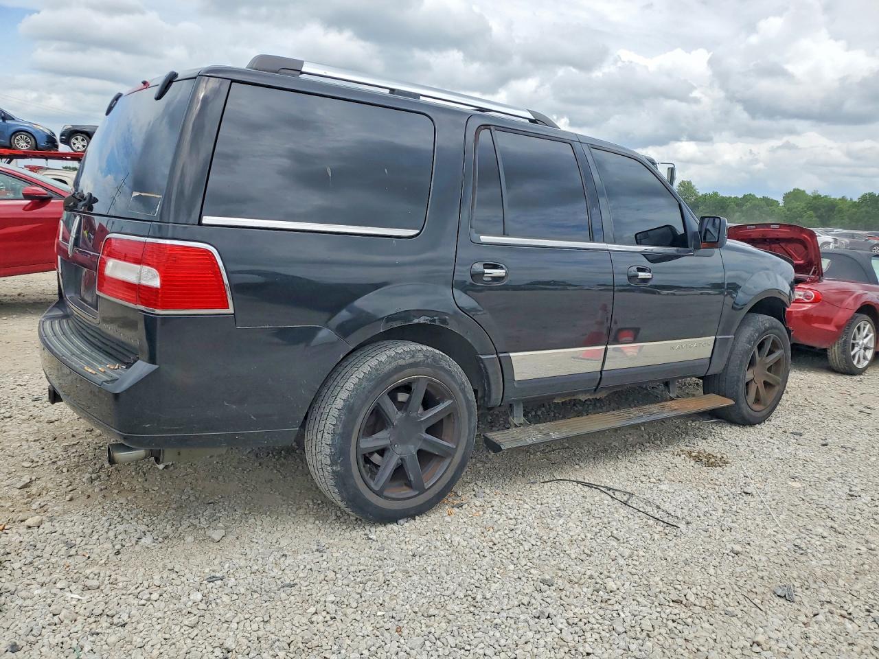 Lincoln Navigator