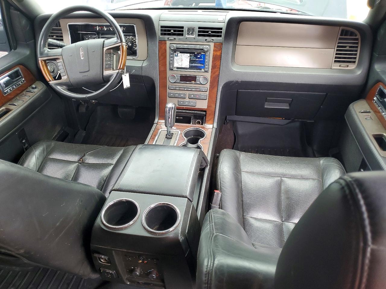 Lincoln Navigator