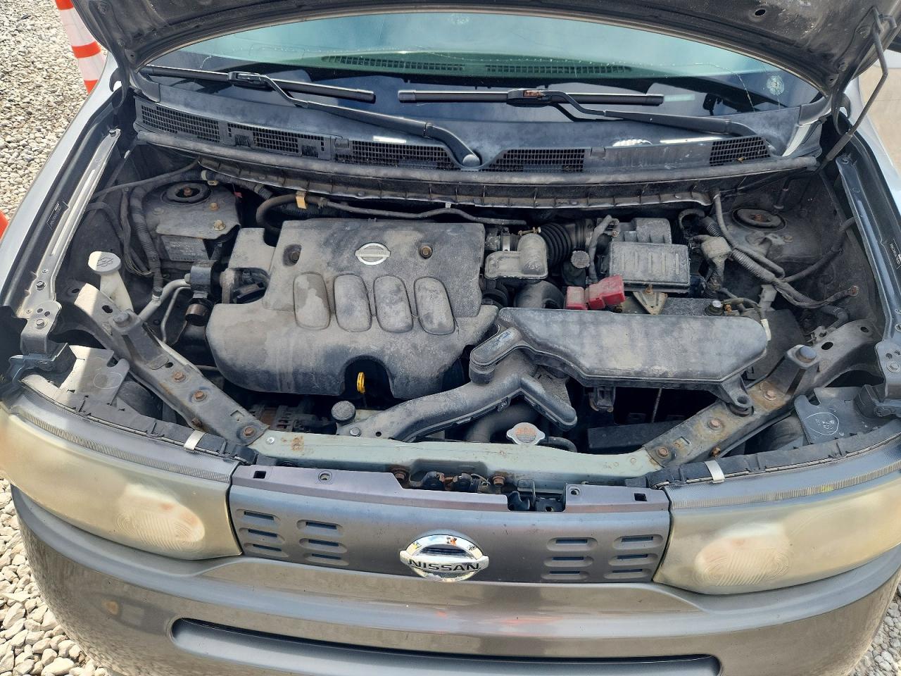 Nissan cube 1.8