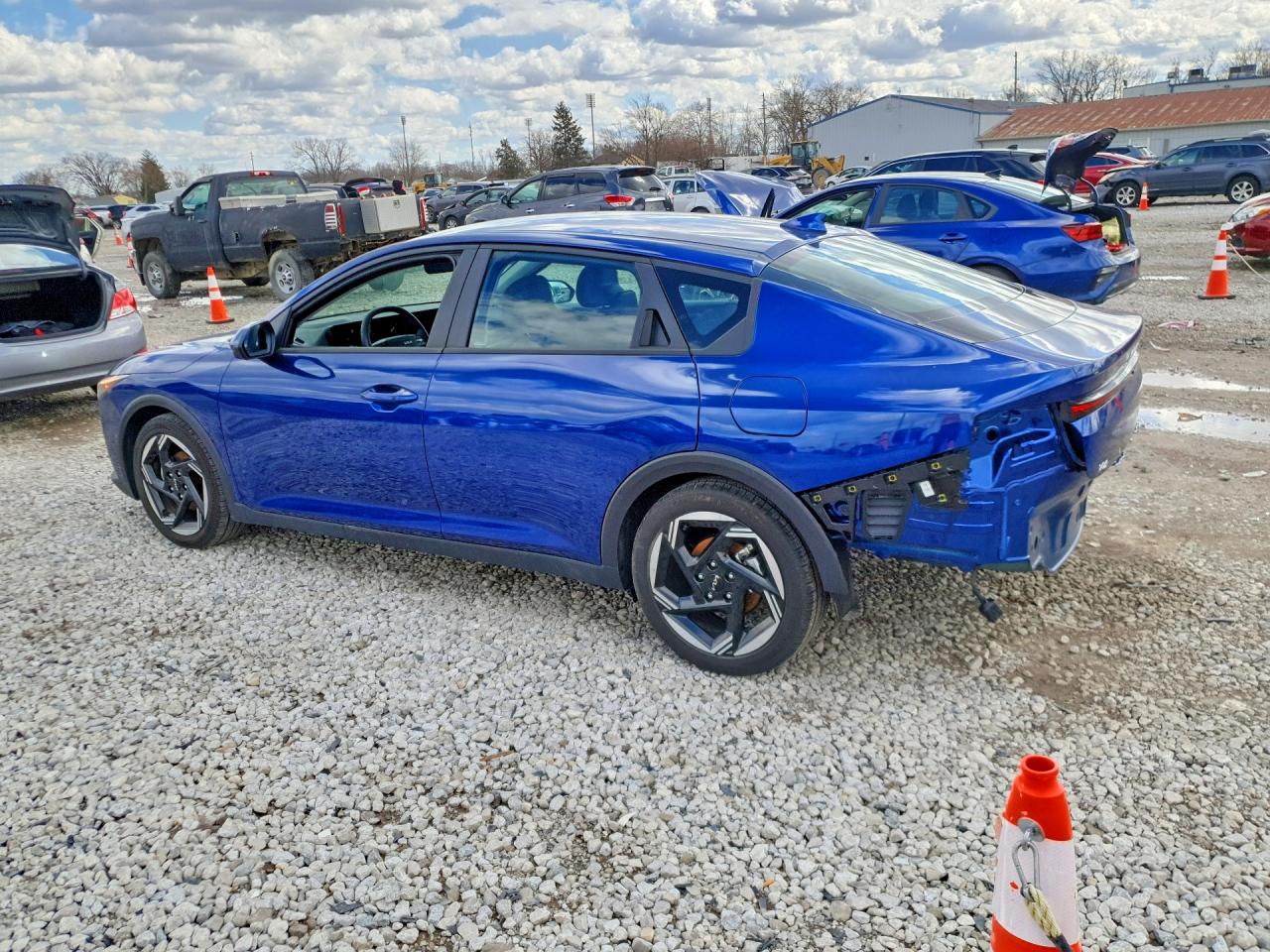 Kia K4 Ex