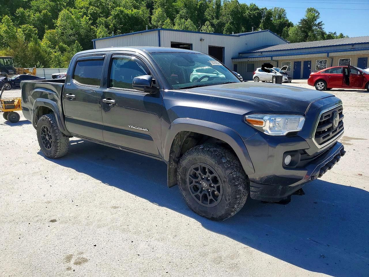 Toyota Tacoma Sr5 V6