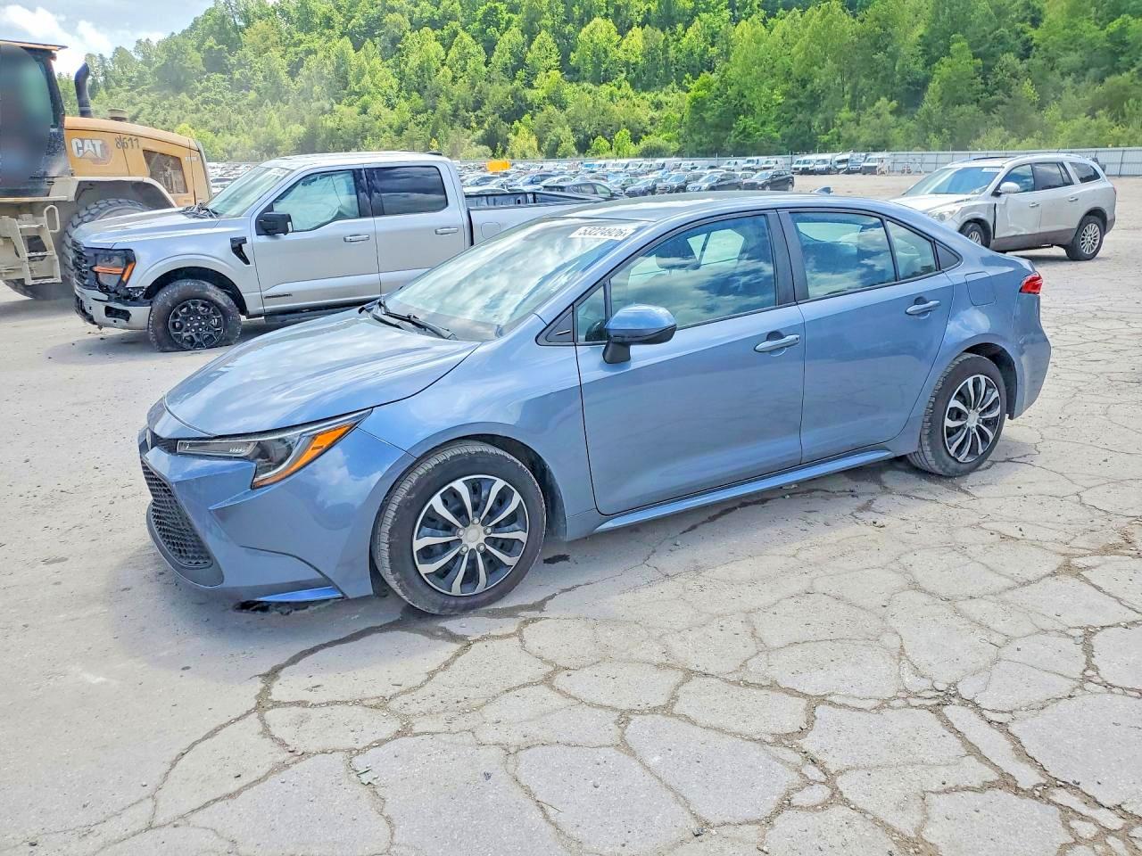 Salvage Toyota Corolla Image