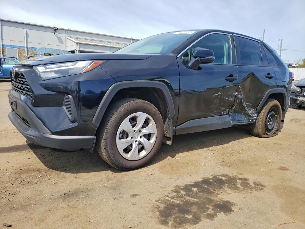 Salvage Toyota RAV4 Image