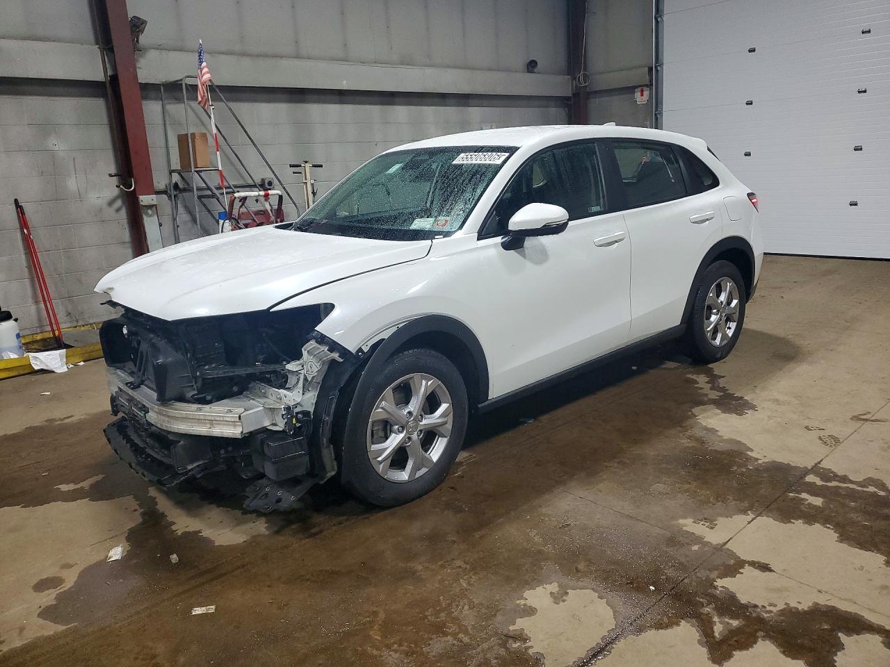 Salvage Honda HR-V Image