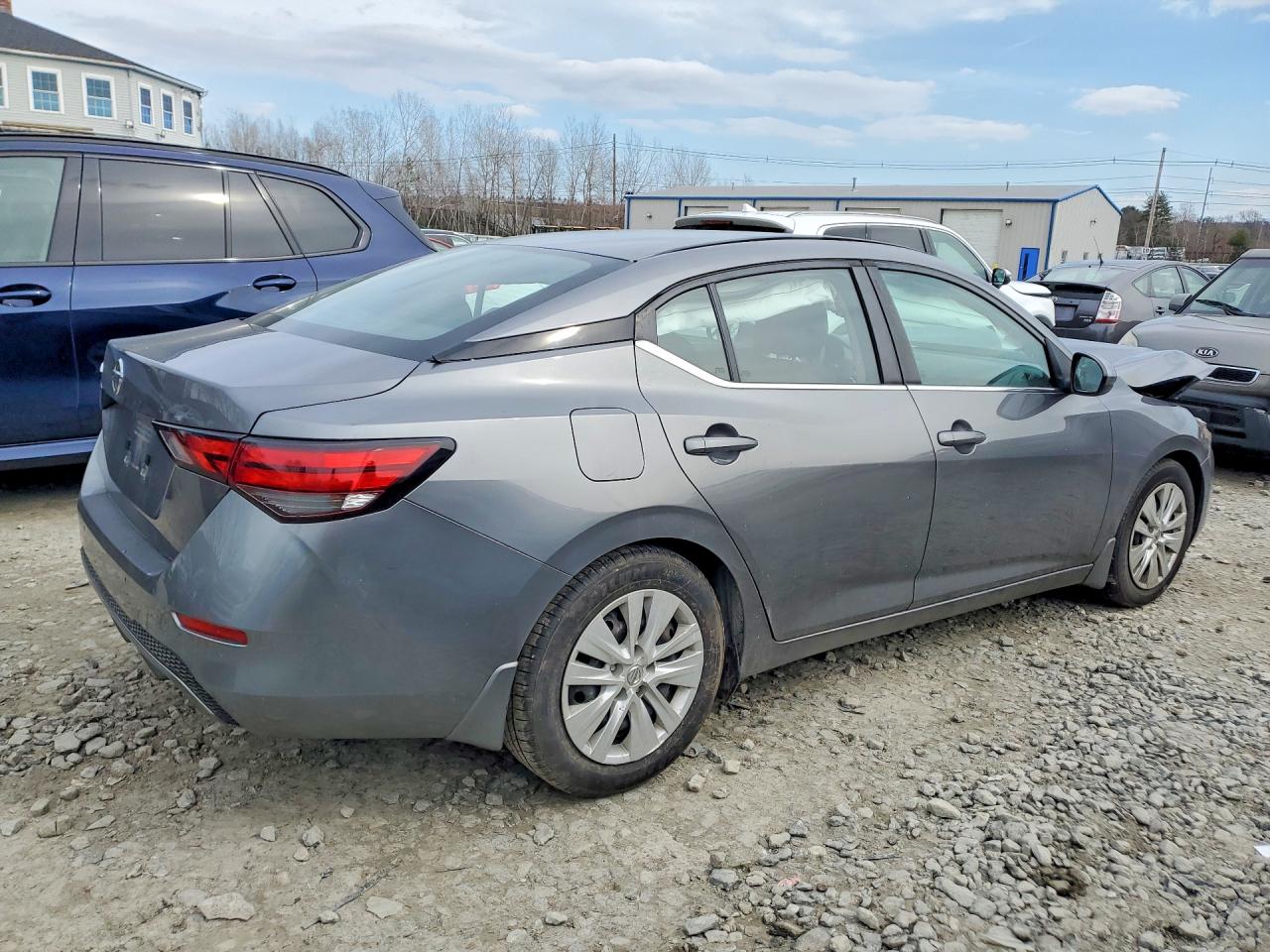 Nissan Sentra S