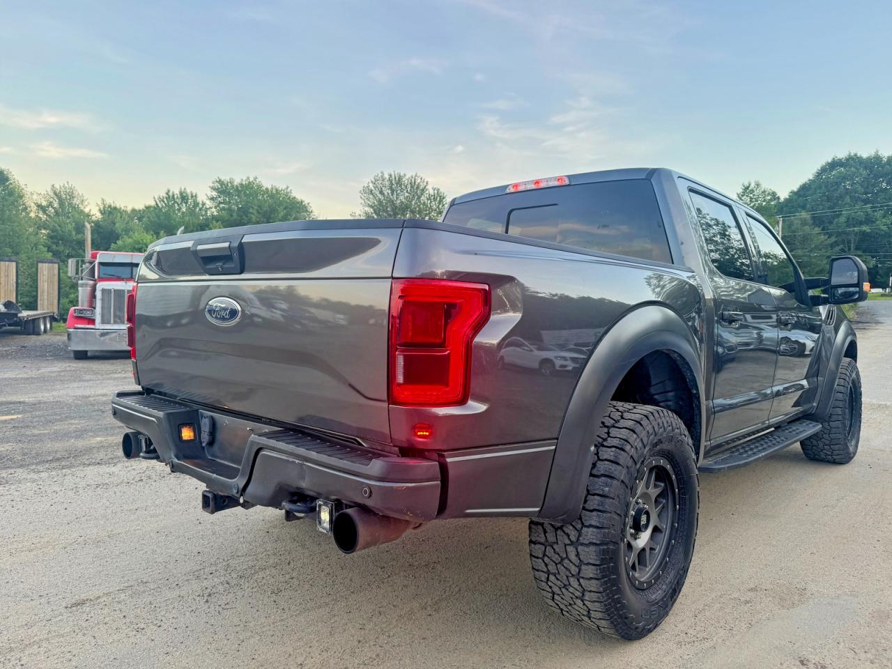 Ford F-150 Raptor