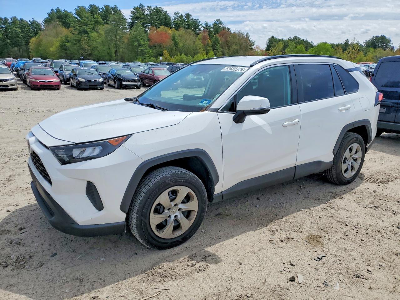 Salvage Toyota RAV4 Image