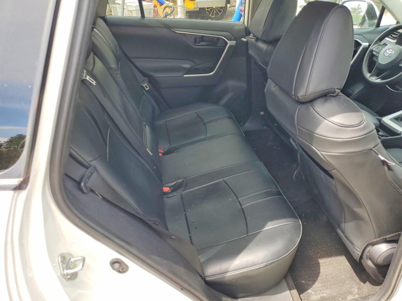 Toyota RAV4 Le