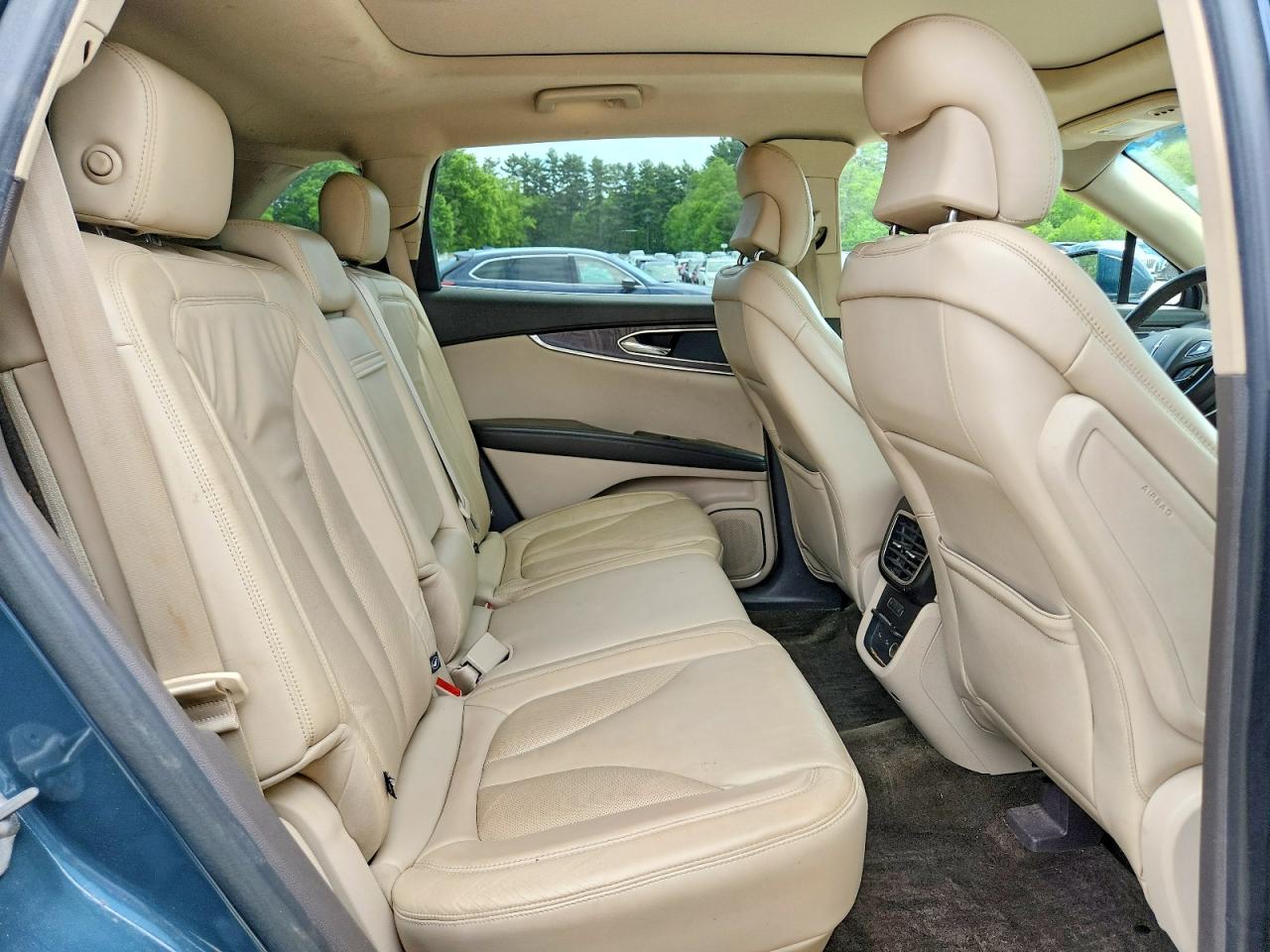 Lincoln MKX Select