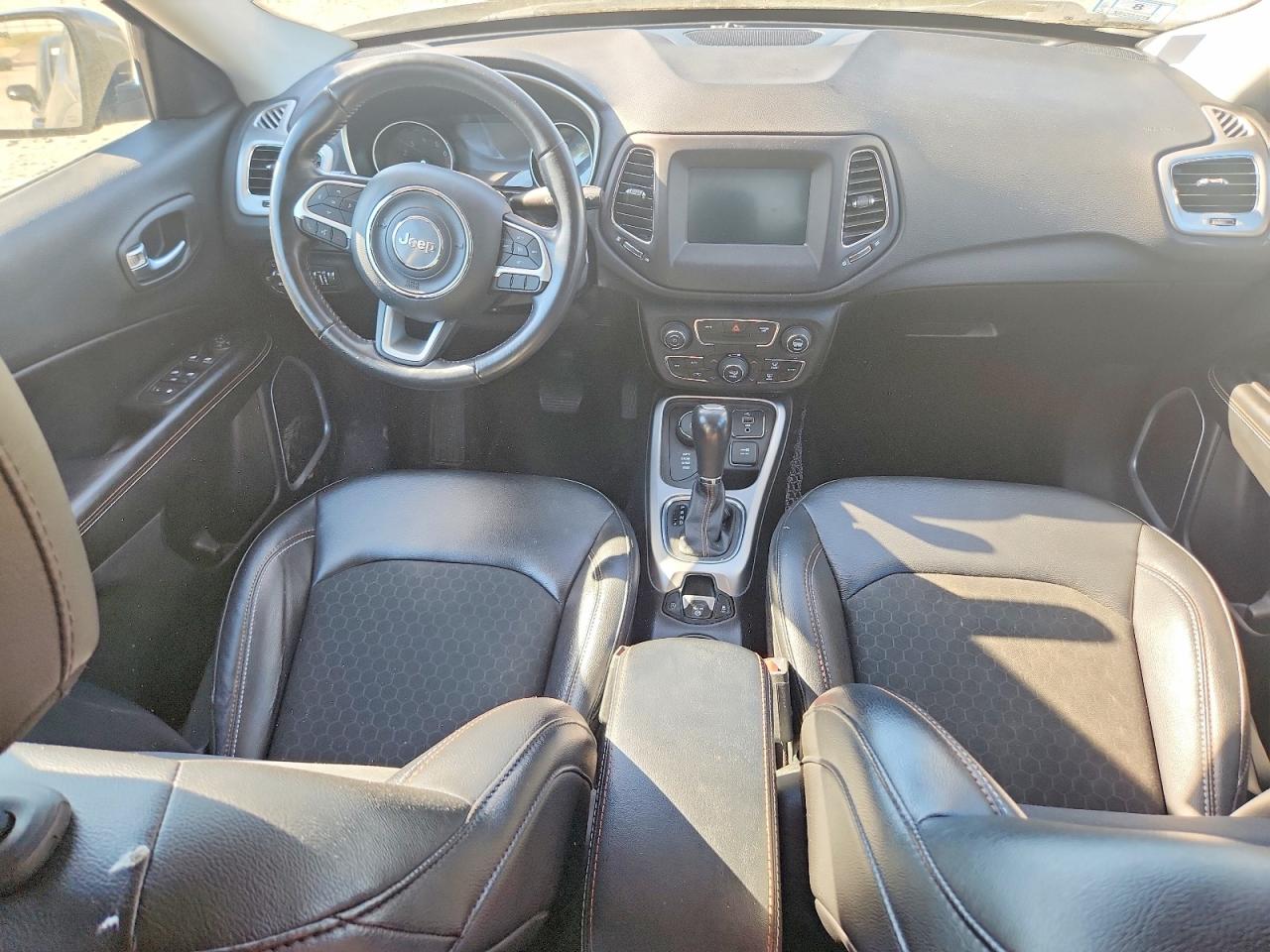 Jeep Compass Latitude