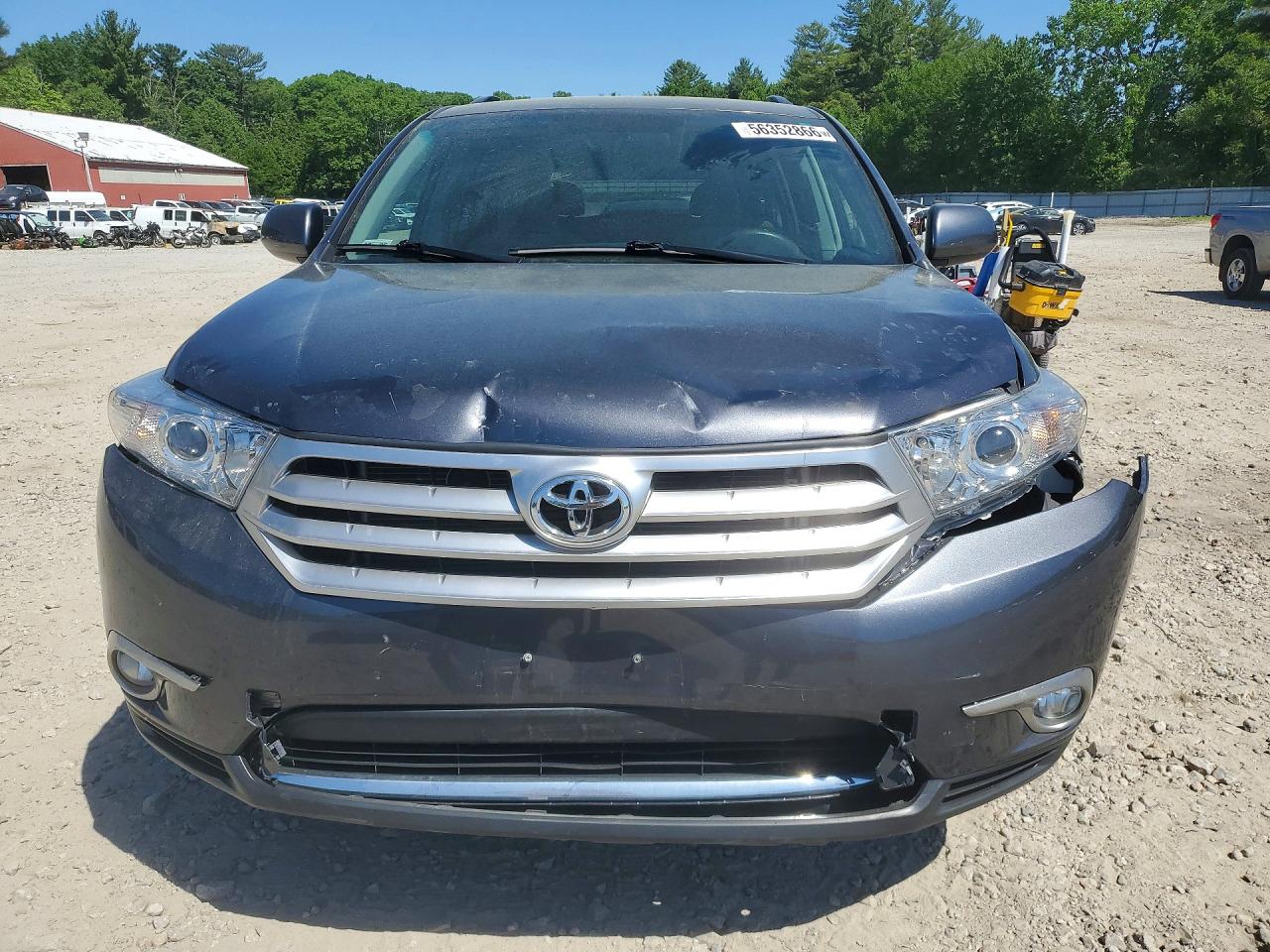 Toyota Highlander Base